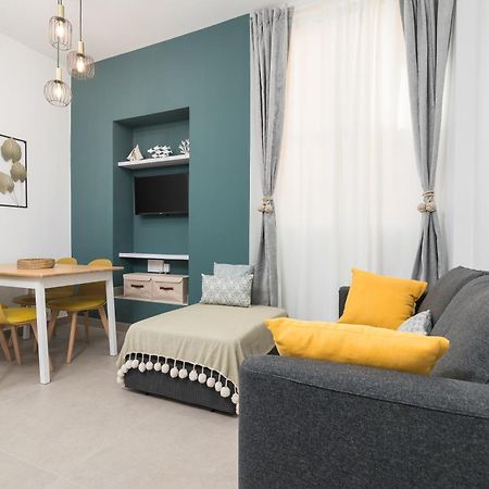 Suite Homes Alice Valentin مالقة المظهر الخارجي الصورة