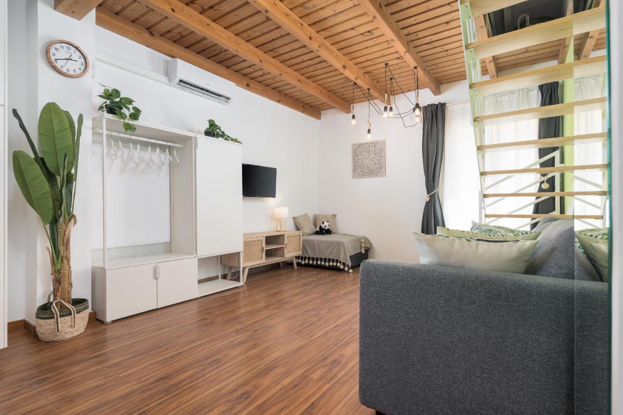 Suite Homes Alice Valentin مالقة المظهر الخارجي الصورة