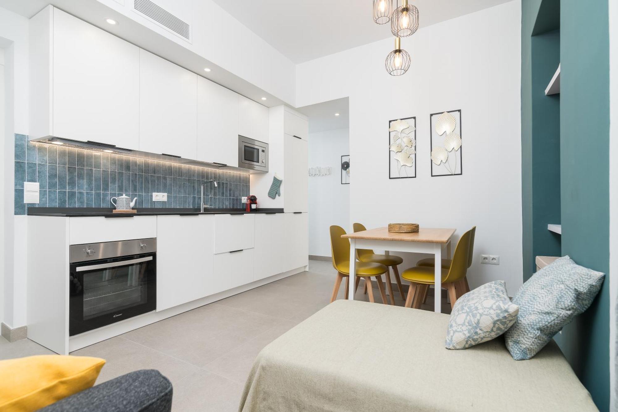 Suite Homes Alice Valentin مالقة المظهر الخارجي الصورة